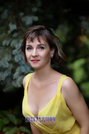 183352 - Elena Age: 49 - Ukraine