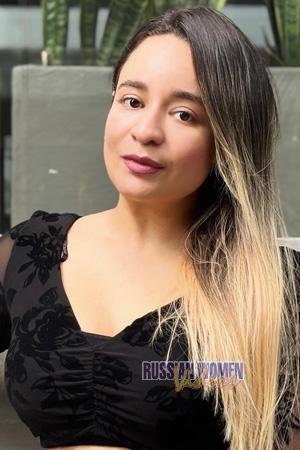 223216 - Geraldine Age: 34 - Colombia