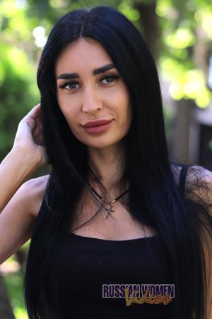 225090 - Iryna Age: 32 - Ukraine