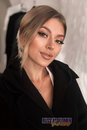 225334 - Yuliia Age: 30 - Ukraine