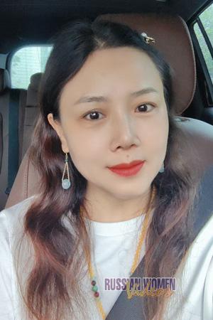 225872 - Lily Age: 48 - China