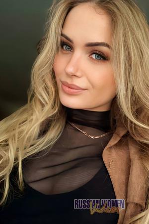 227728 - Anna Age: 19 - Ukraine